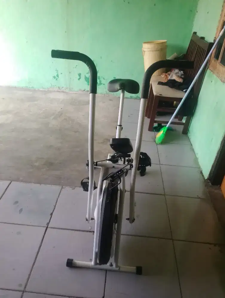 Spinning bike second