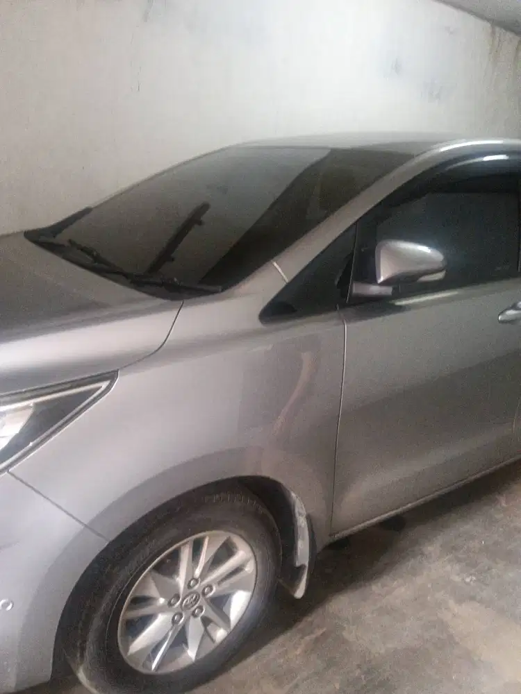 dijual mobil Innova reborn th.2016 matic pajak jakarta