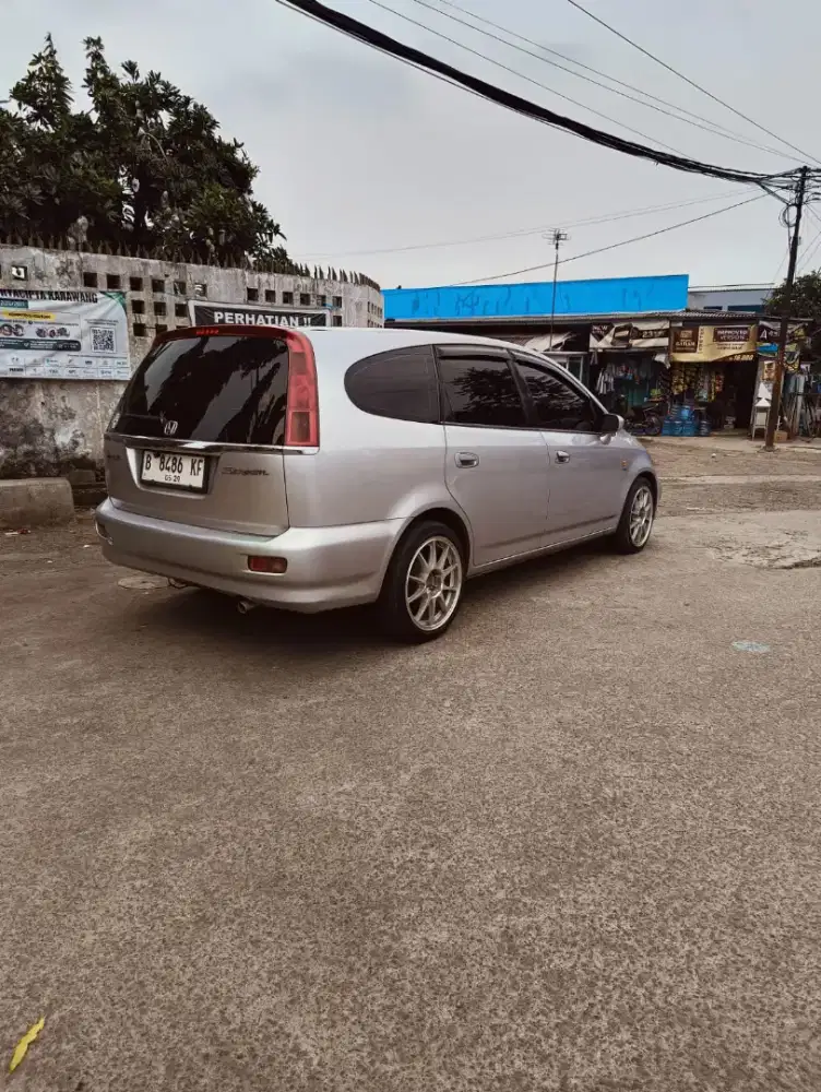 Honda stream matic 2005