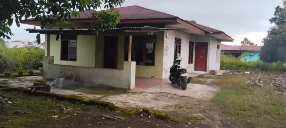 Dijual cepat rumah dengan SHM. Harga nego.