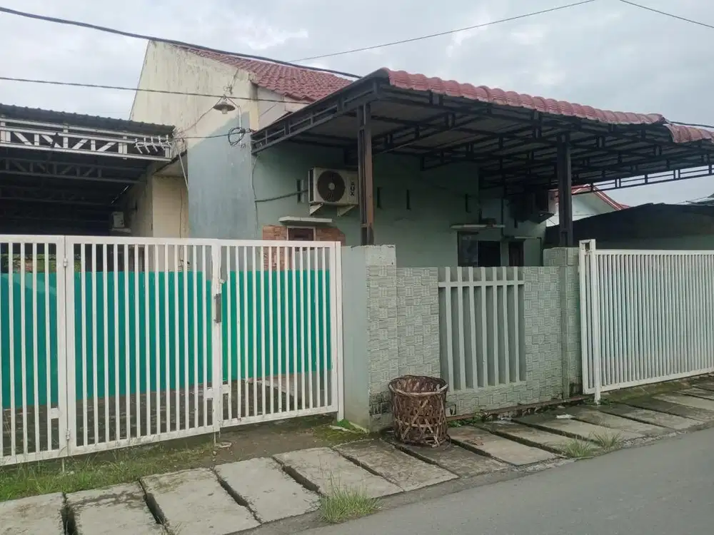Dijual Rumah HARGA NEGO SAMPE COCOK lokasi startegis