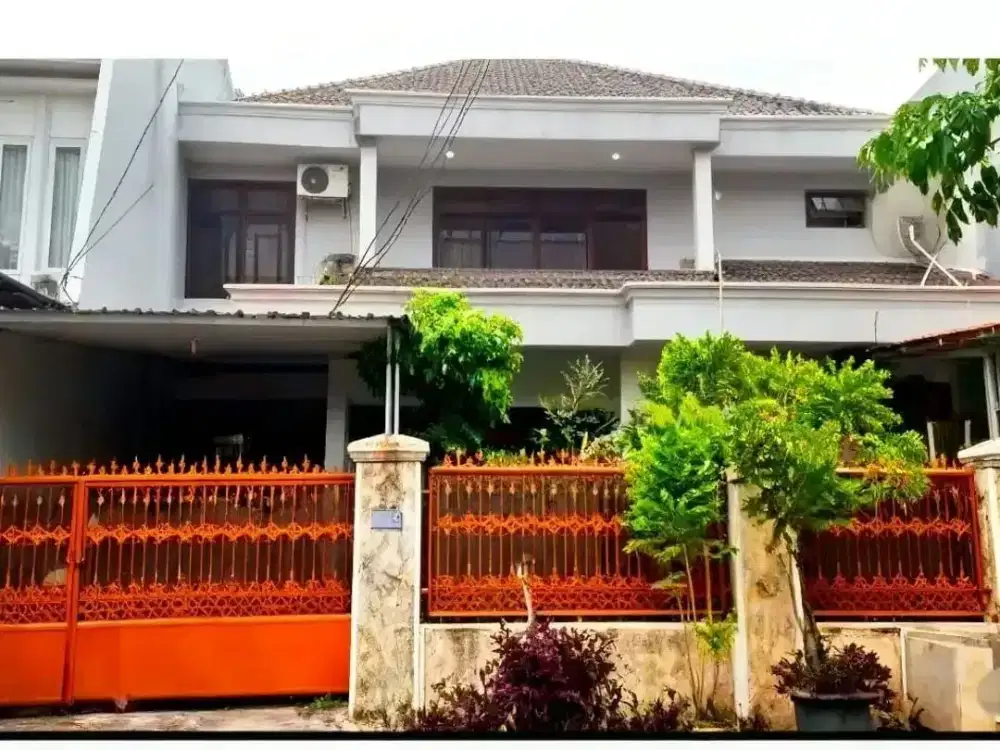 HOT DEAL! Rumah Luas di Perumahan Utama Pondok Bambu – One Gate System
