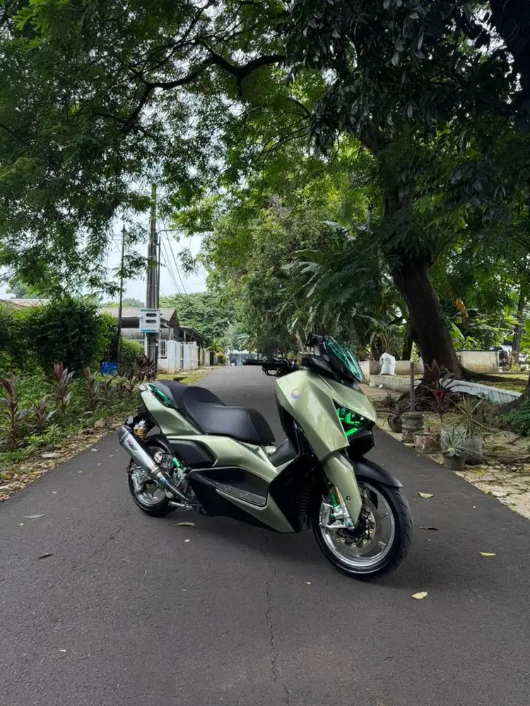 xmax connected 2023 full modif