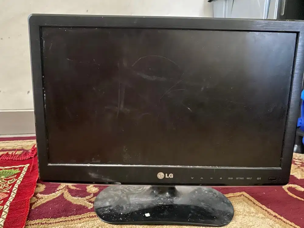 TV LCD LG 18 inc