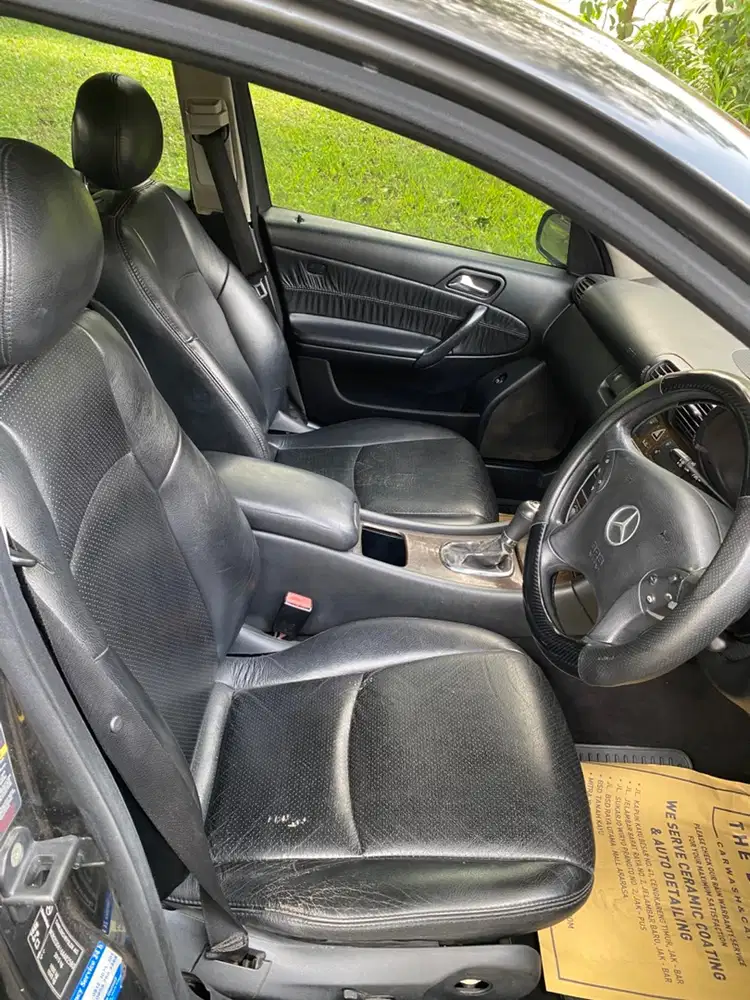 Mercedes-Benz C240 2004 Bensin