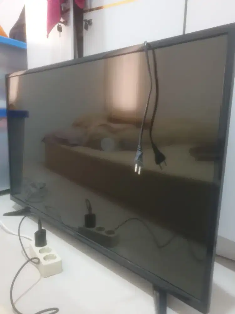 TV Panasonic 43 Inchi