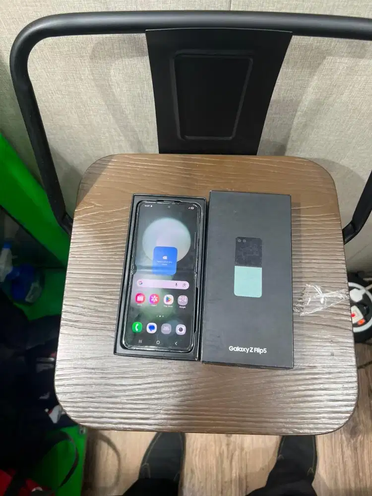 Samsung Galaxy Zflip 5 Ram 8/512Gb Sein Fullset