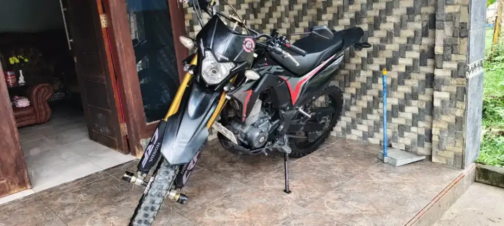Jual HONDA CRF 150 FULL LENGKAP PAJAK HIDUP