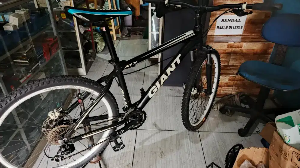 MTB giant atx size S rem hydraulic murah meriah gan