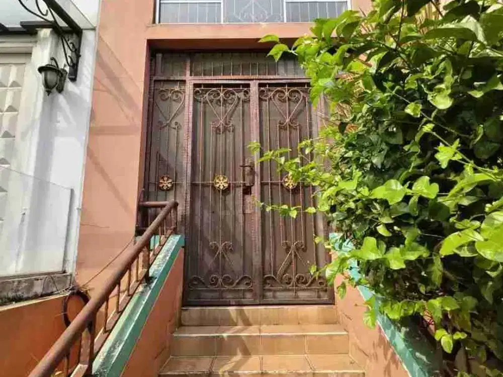 RUMAH SIAP HUNI 3 LANTAI SUNTER