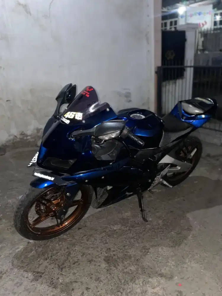 YAMAHA R15 SIAP KONVOI