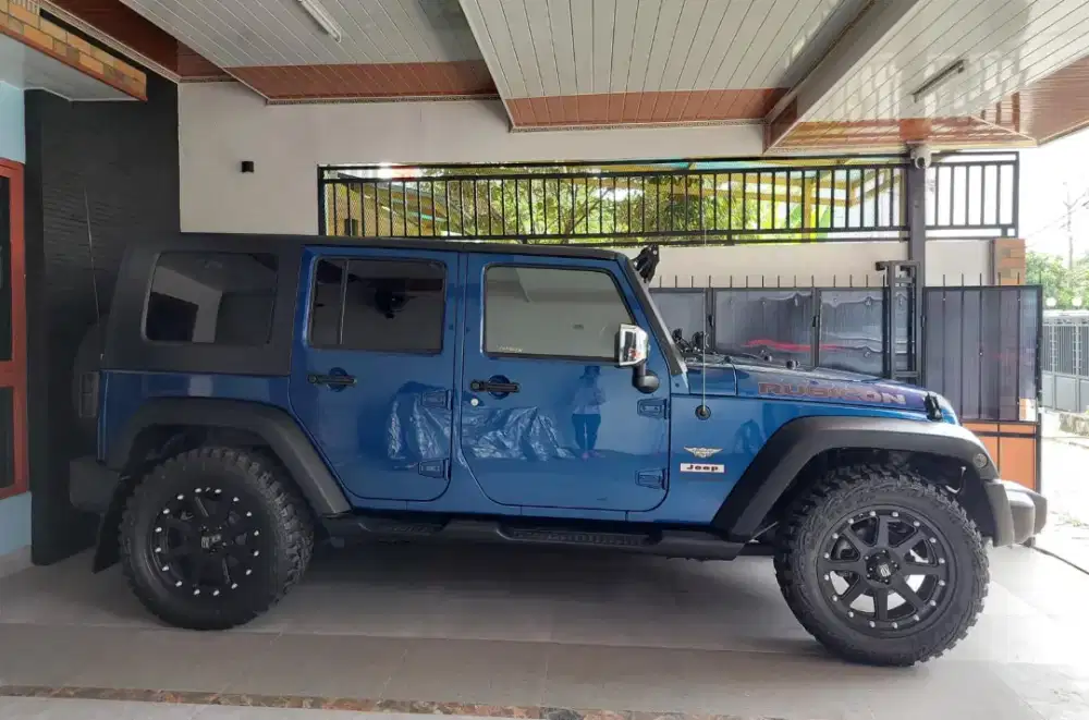 Jeep Wrangler Sport Istimewa Low KM, Rare colour, like New