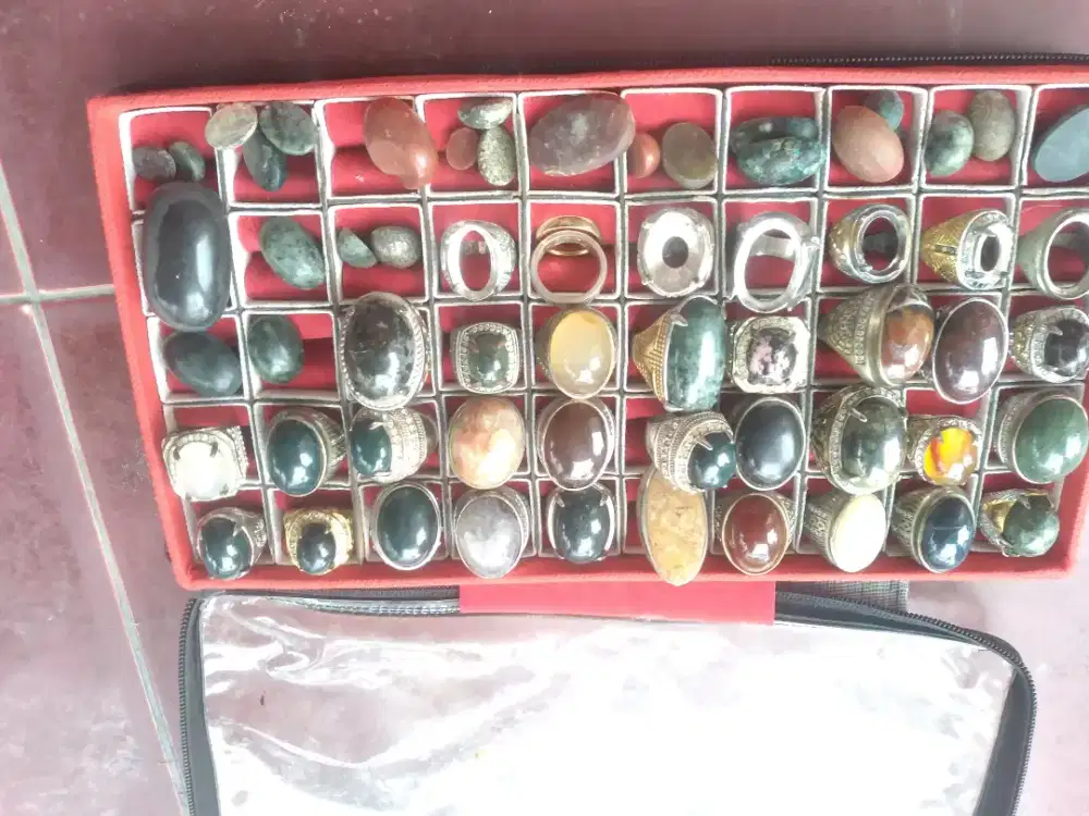 Di jual batu akik