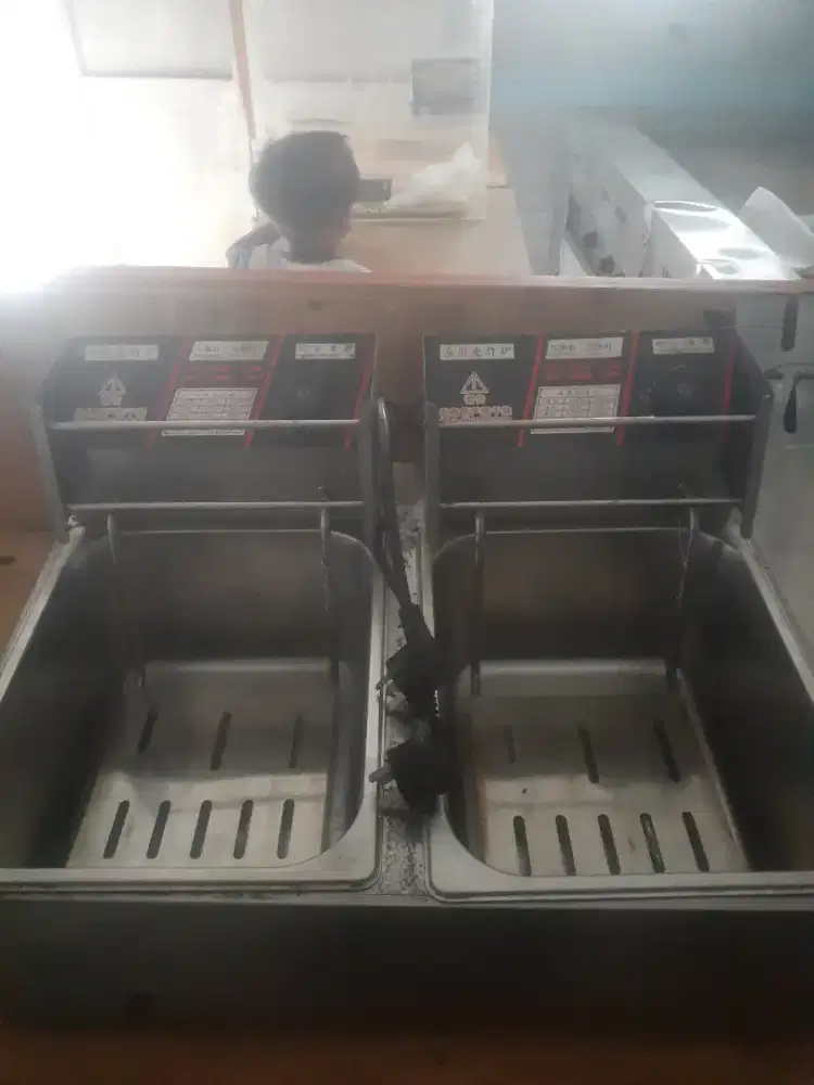 Deep fryer 2 tungku