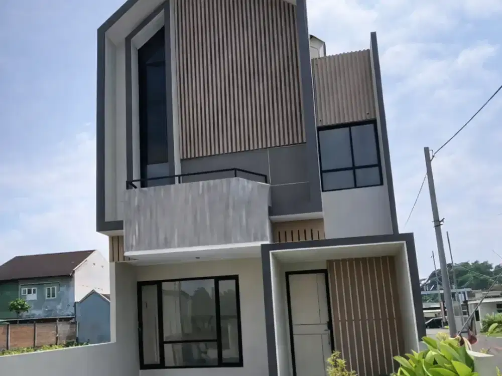 Rumah Exclusive Poros Jalan Dekat Exit Tol Sawojajar