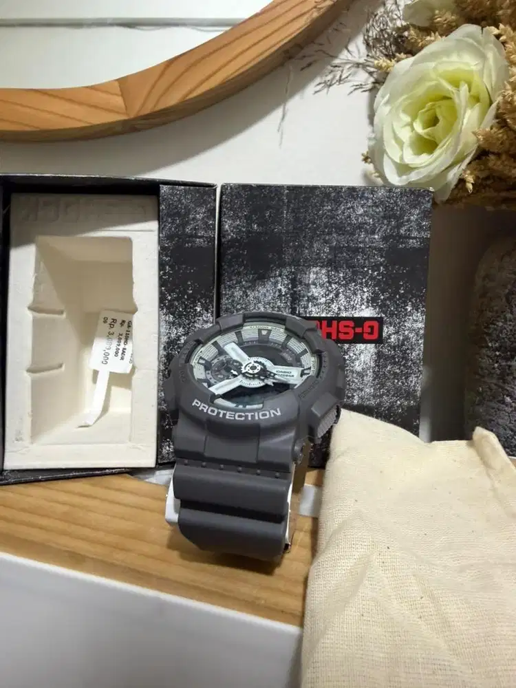 Dijual cepat jam g shock GA-110 warna abu
