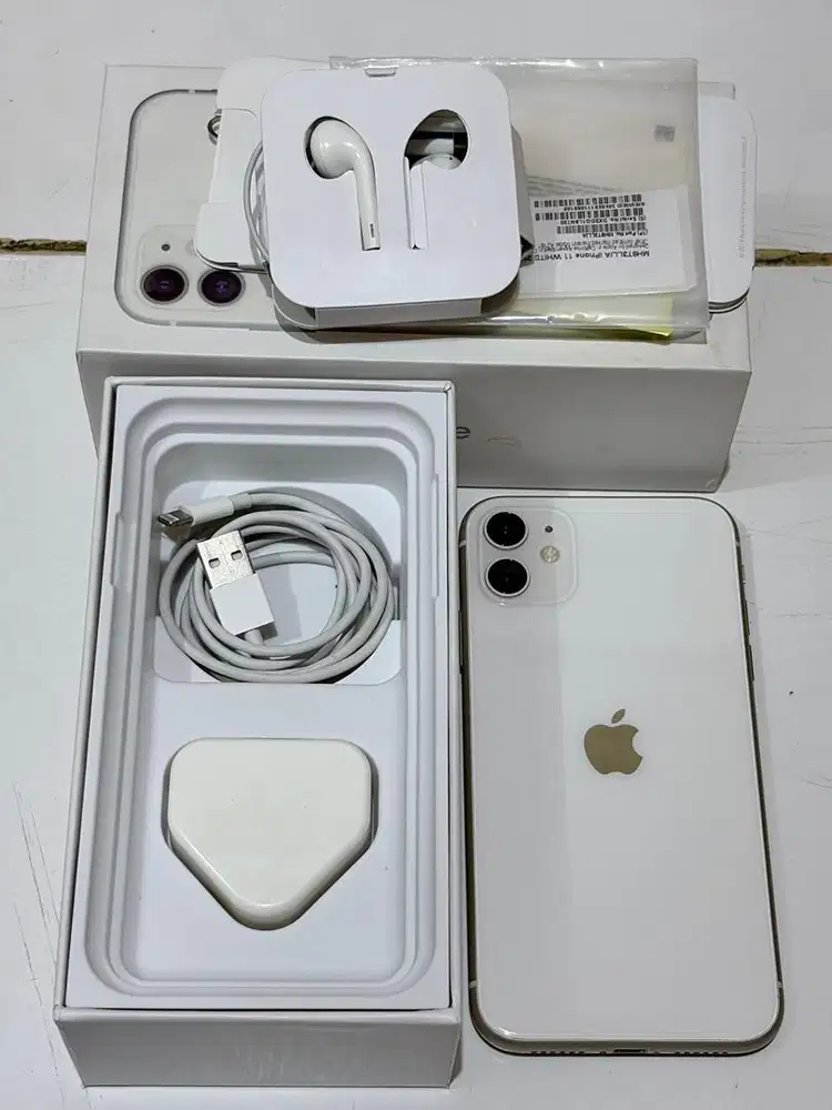 Jual Iphone 11 White 256GB Inter