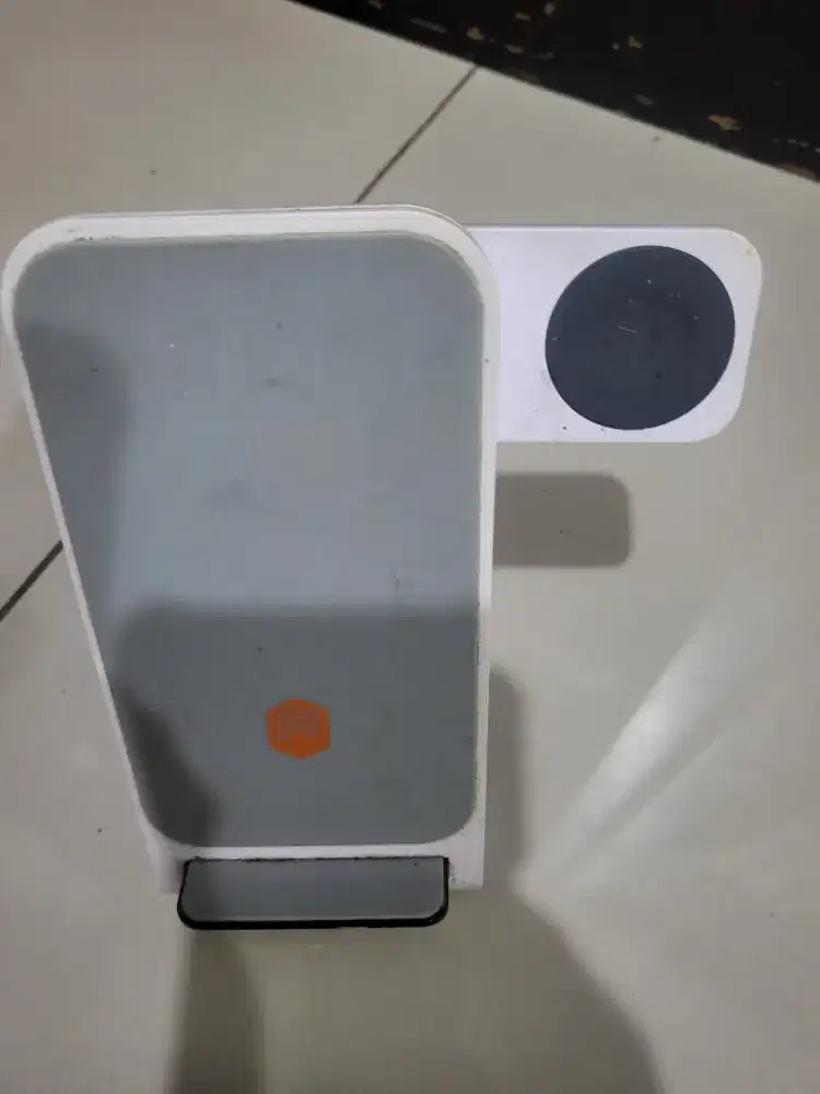 STM 3in1 Docking Wireless Charging Station Charge Tree Swing