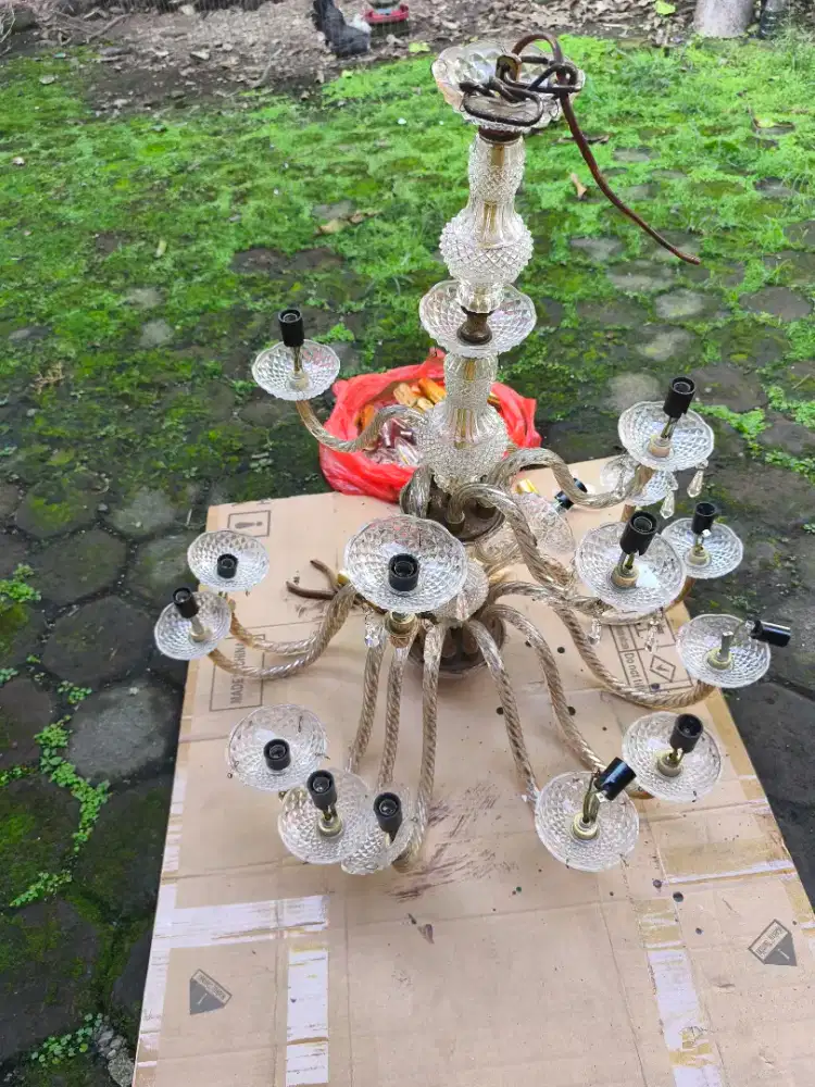 Lampu kristal gantung 15 lampu