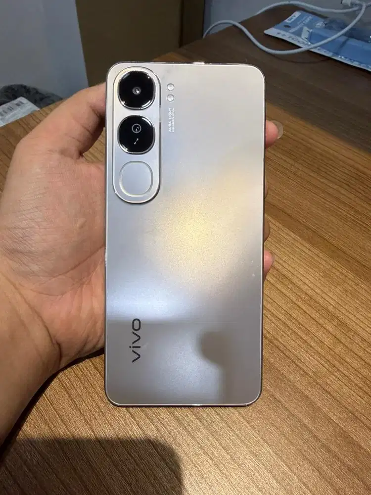 Vivo V40 Lite 4G 8/256GB Like New Garansi Aktif Fullset