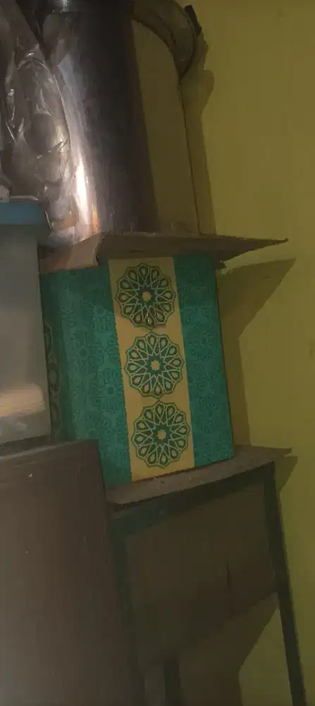 Panci dan tungku mie ayam