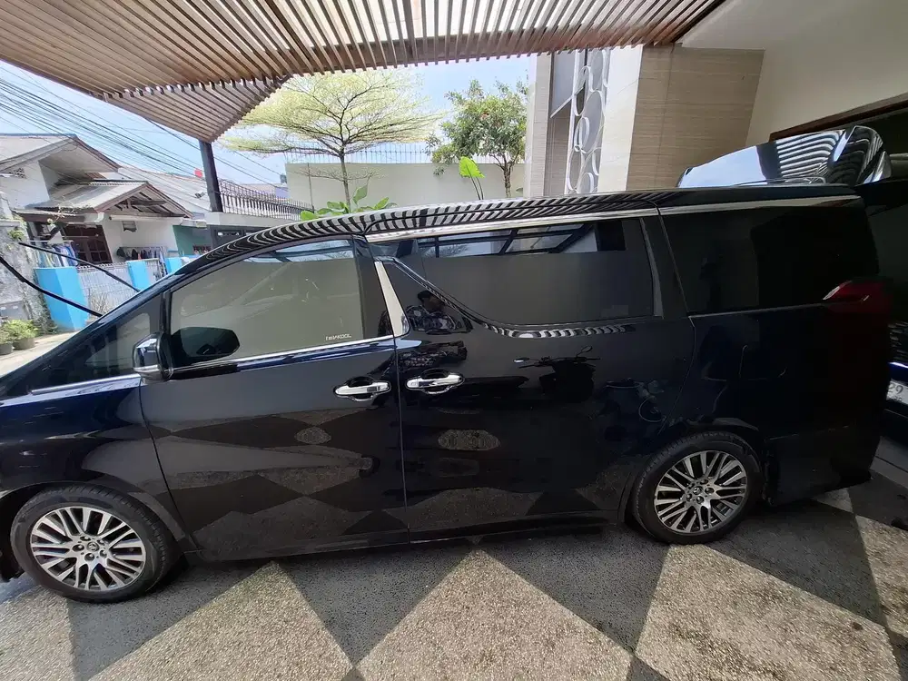 Toyota Alphard 2015 Bensin