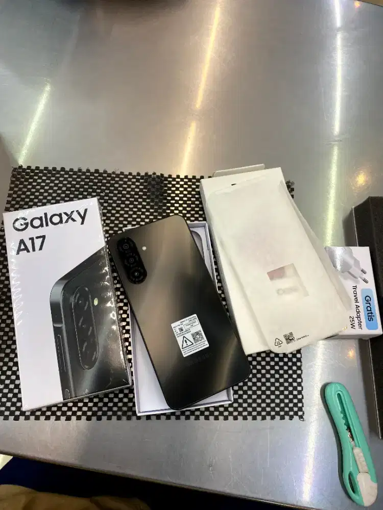 samsung A17 4G 8/128 new segel gratis banyak bonus cicilan 0%&paylater