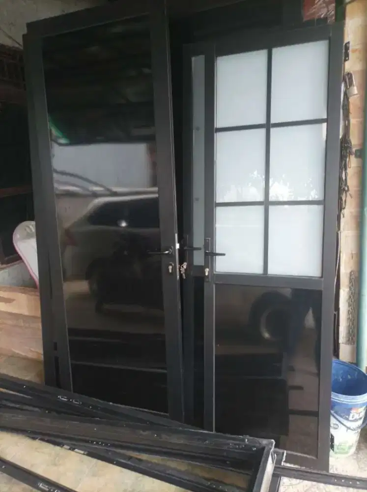 Pintu Alumunium ACP dan kamar mandi