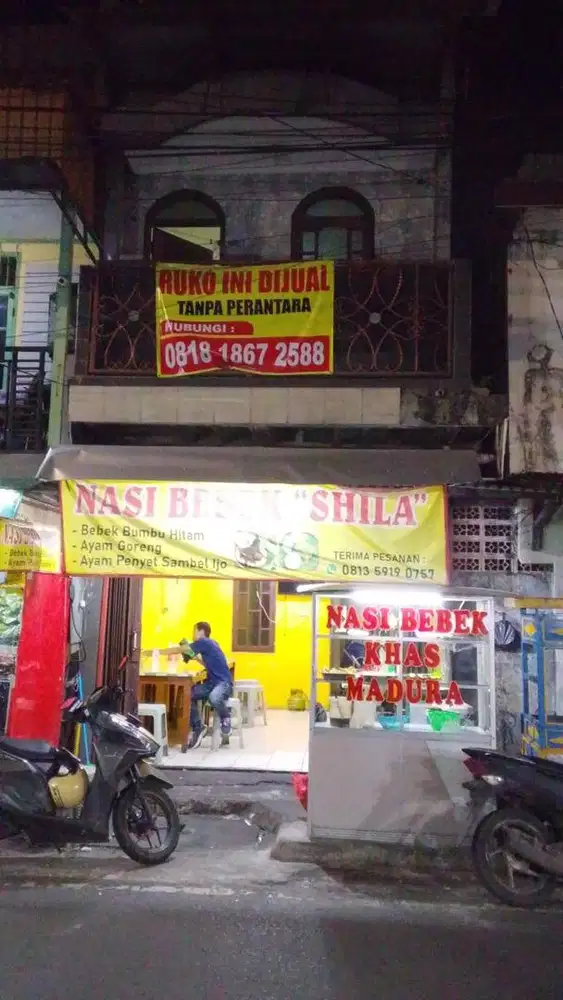 dijual Rumah lantai 3
