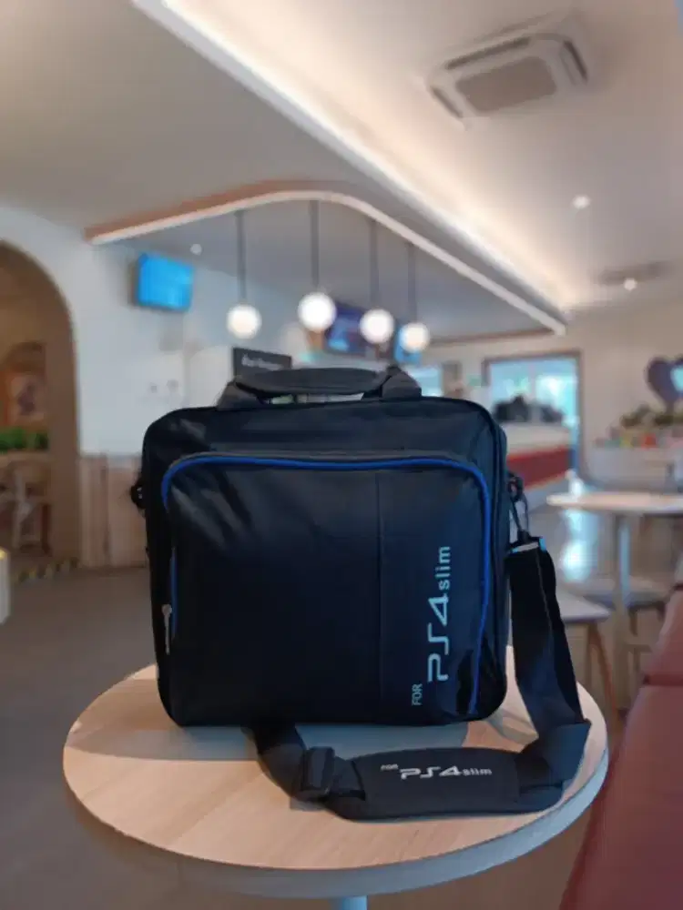 Tas Selempang Kanvas Mewah