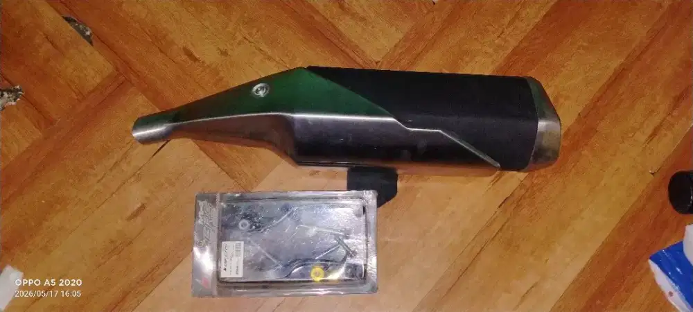 Knalpot ori bawaan Ninja 250 Fi Mulus