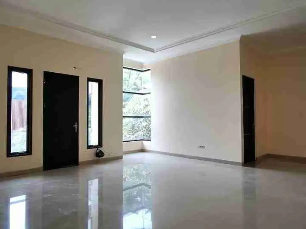Rumah 2.5 Lantai Gading Residence Kelapa Gading Pelangi Luas 146m² (8x18)