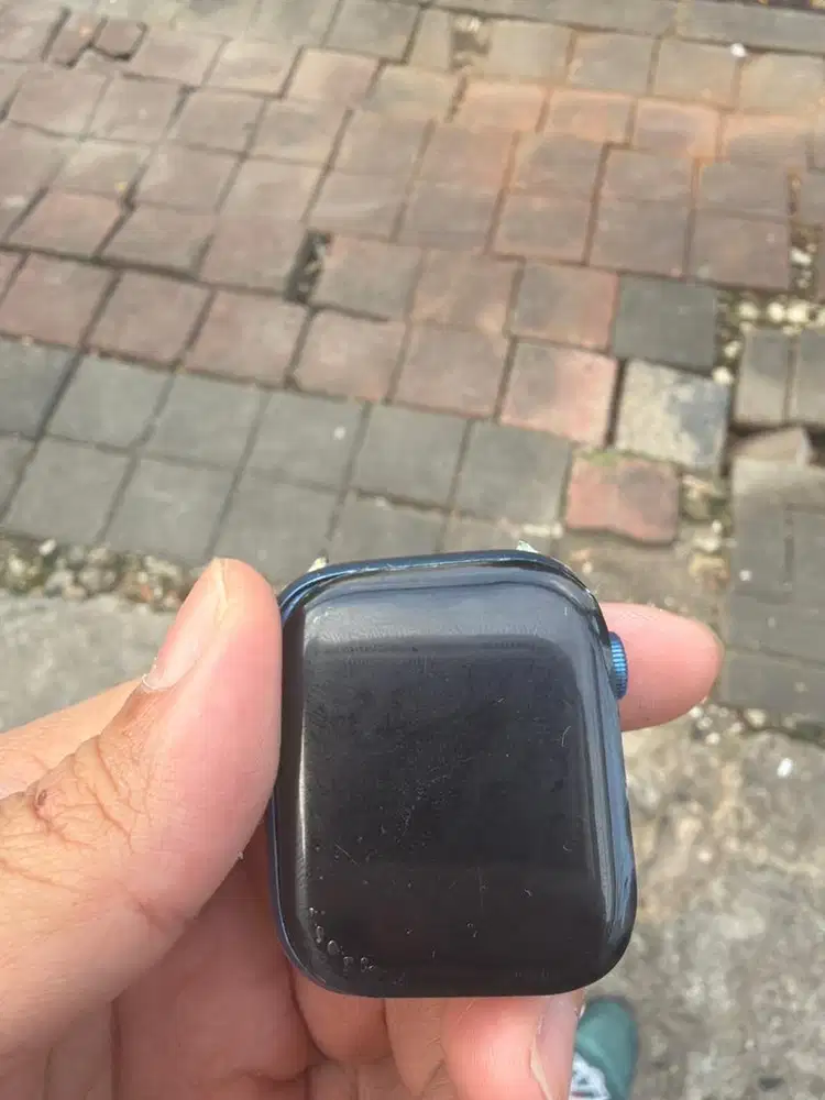 Apple Watch Series 7 (45MM) - SIM CARD