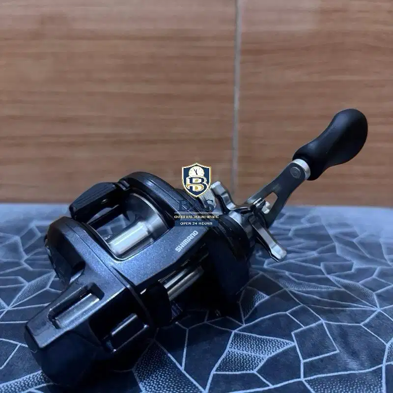 Shimano Tekota 301HG LC - Baitcasting Reel High Gear & Large Capacity
