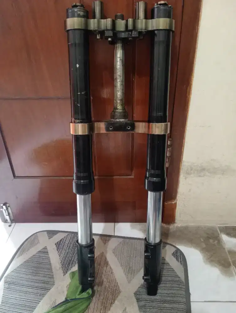 Di Jual Shock Up side Down