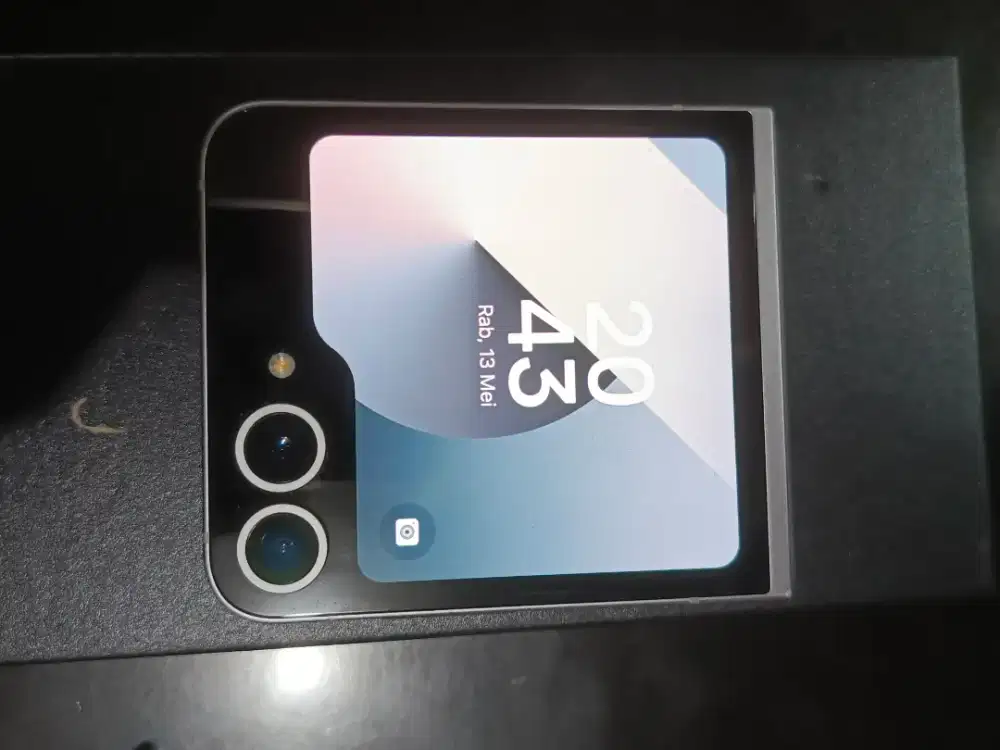 Samsung Galaxy Z Flip 6 256gb fullset SEIN