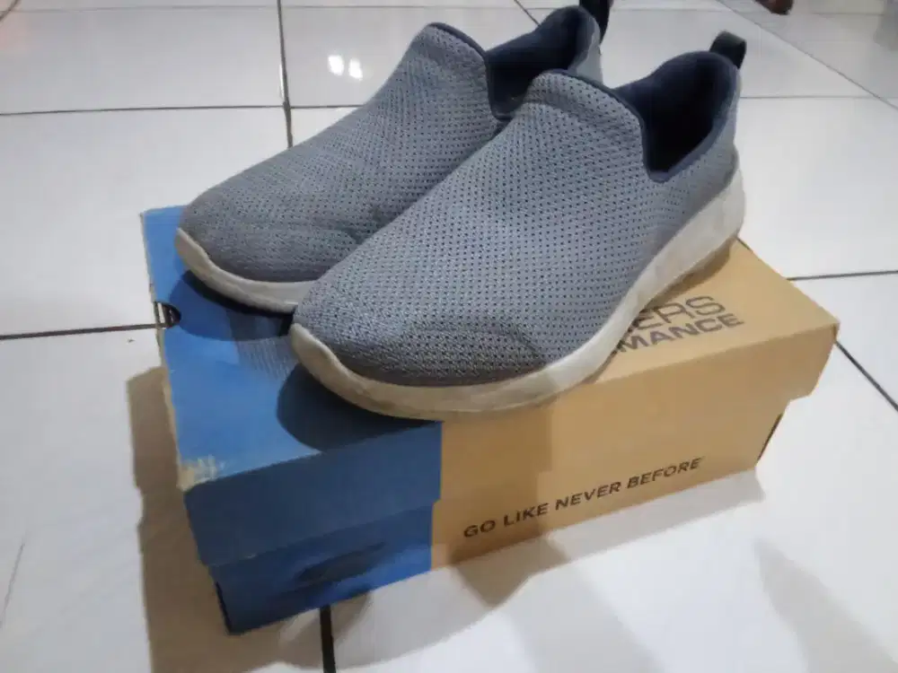 Skechers GOWALK MAX Charcoal