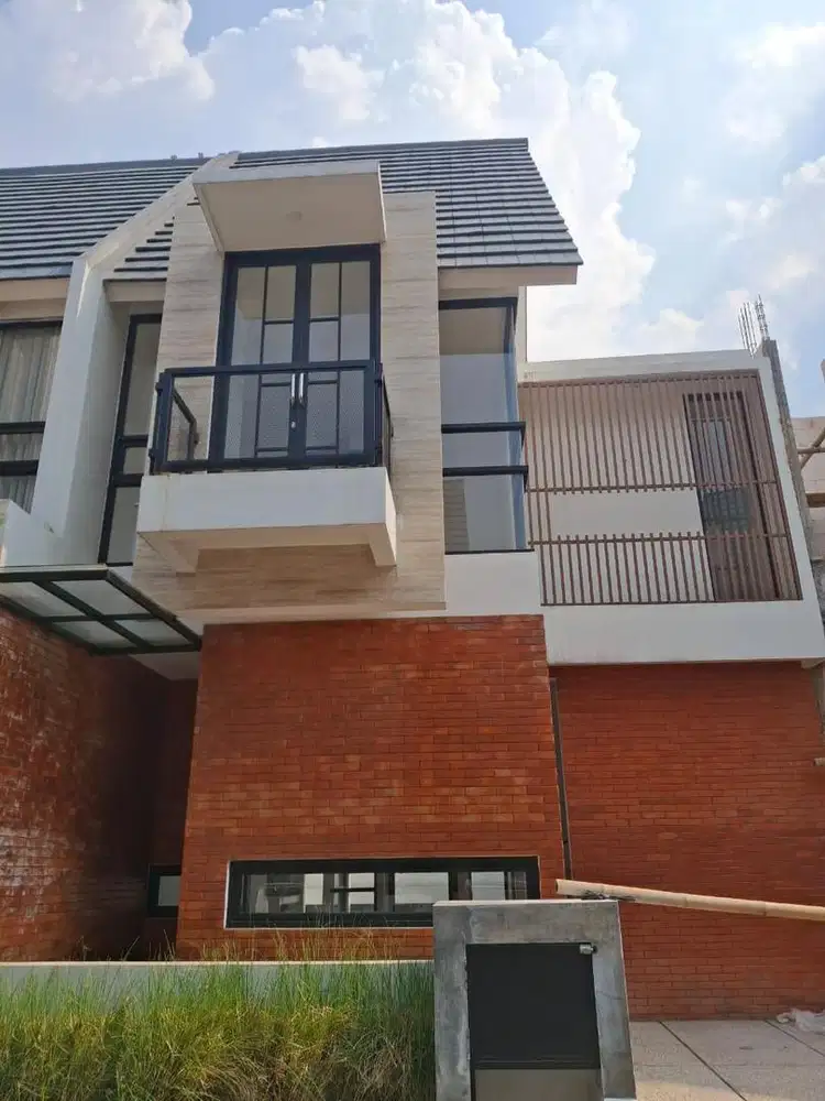dijual rumah villa kota batu