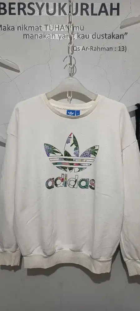 crewneck  bunga