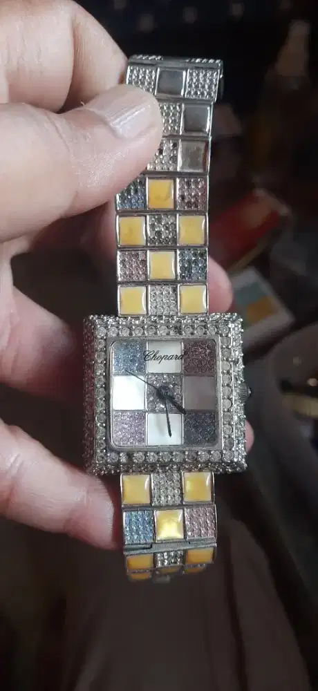 Jam tangan Wanita