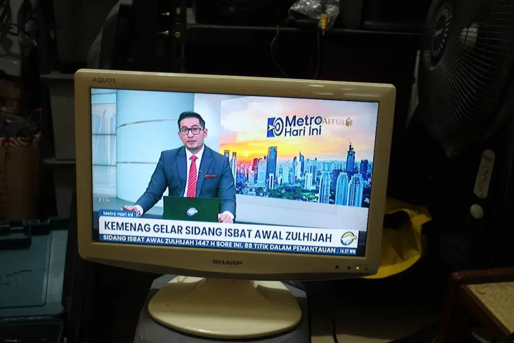 LCD TV | SHARP AQUOS LC-19A33M-WHL 19