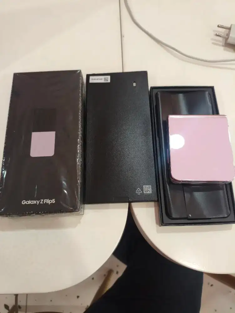 Samsung Galaxy Z flip 5 8/256Gb