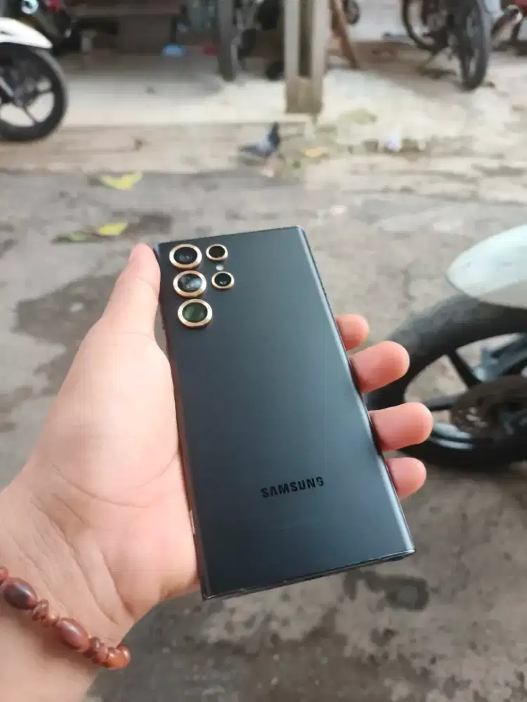 Samsung s22 ultra 12/256