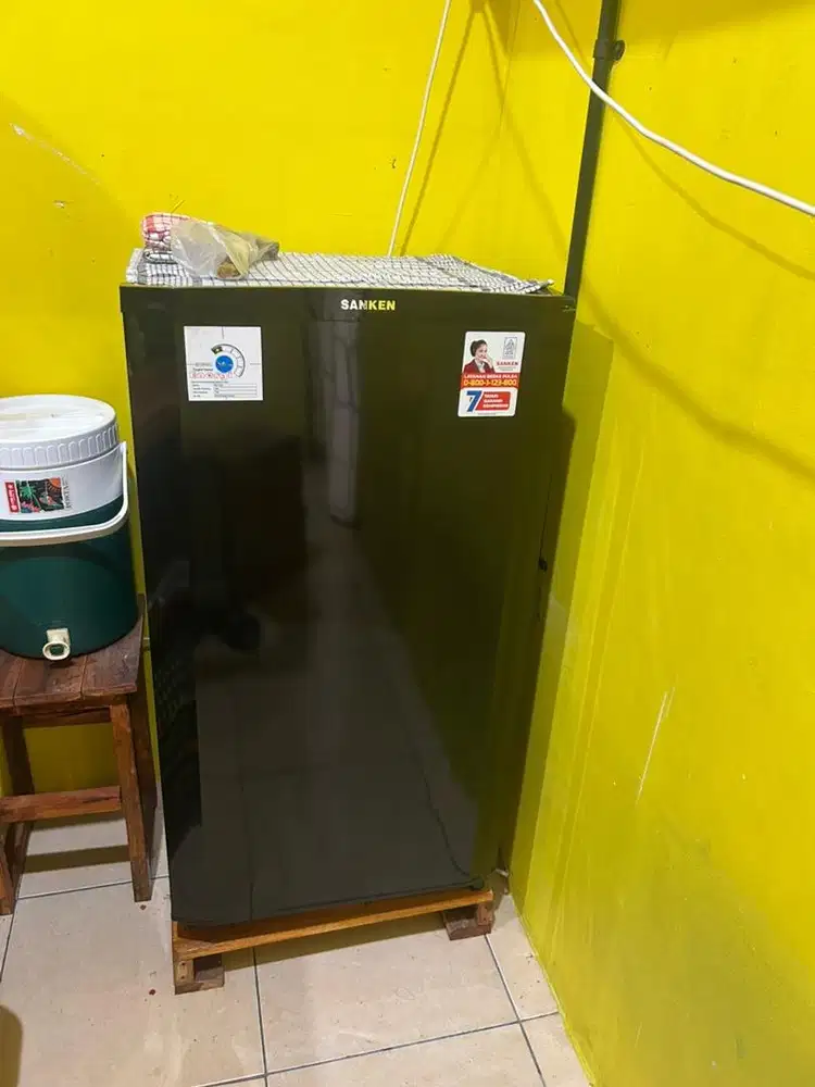 Kulkas sanken 1 pintu