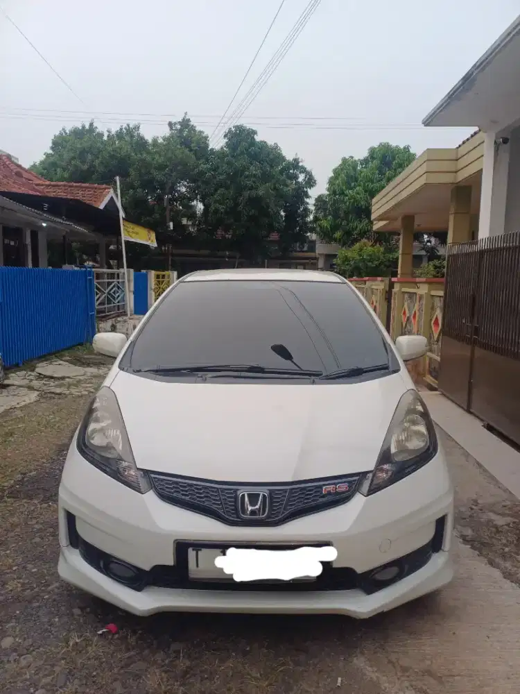 Jual Honda Jazz RS Tahun 2013 AT barang istimewa