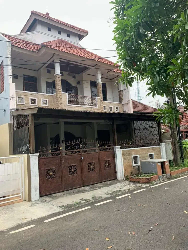 DIJUAL CEPAT RUMAH SIAP HUNI (SHM) SEMI FURNISHED HARGA NEGO