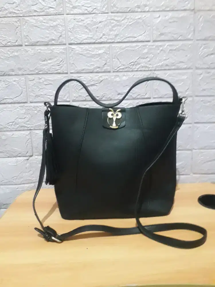 Tas Second warna hitam