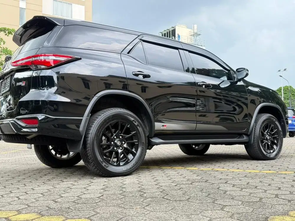 Fortuner GR Sport 2.8 Mulus, Tangan Pertama, Full Original