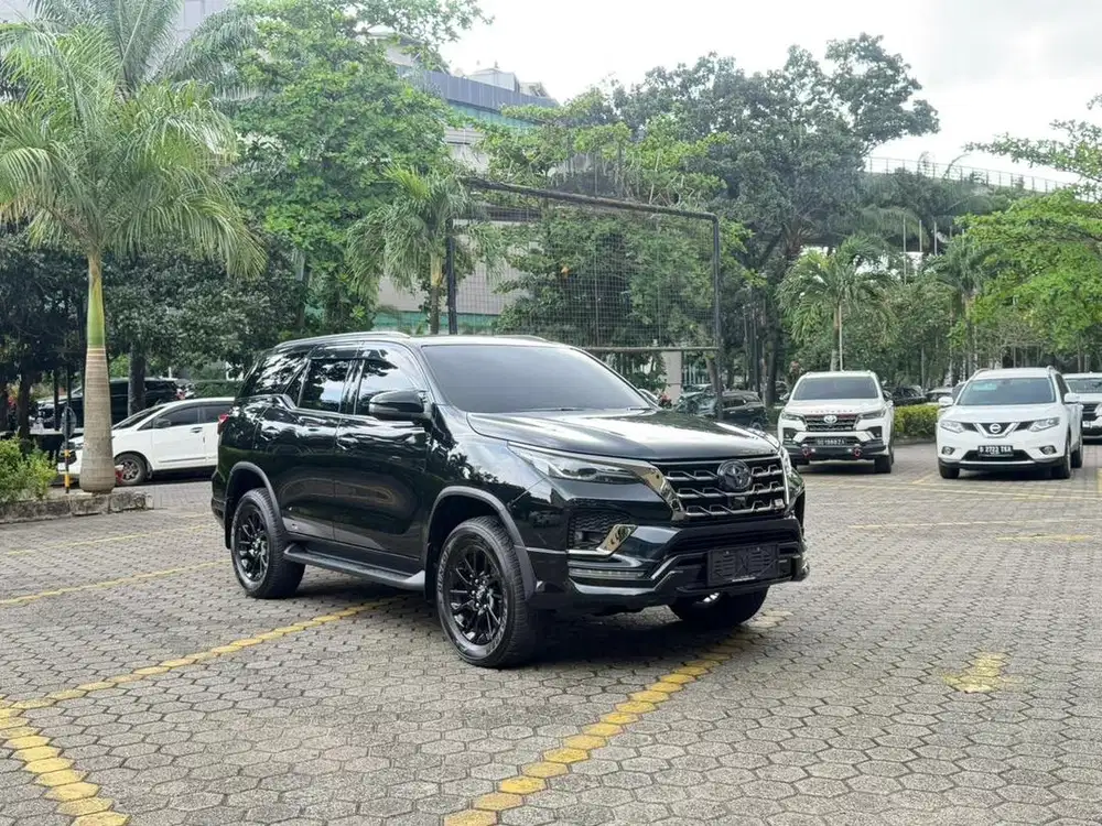 Fortuner GR Sport 2.8 Mulus, Tangan Pertama, Full Original