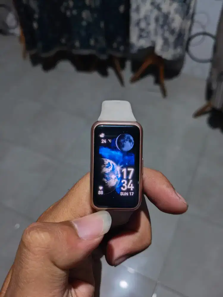 Jam Tangan Huawei Band 7